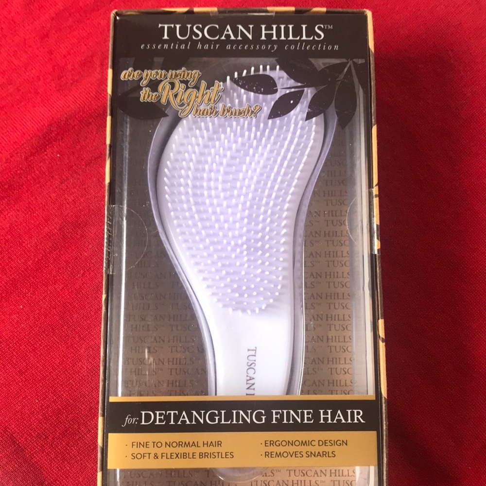 Tuscan Hills Detangling Brush